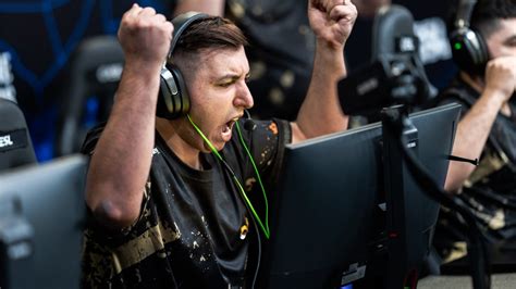 MOUZ vs Eternal FIre Prediction, Betting Tips & Odds │28 .
